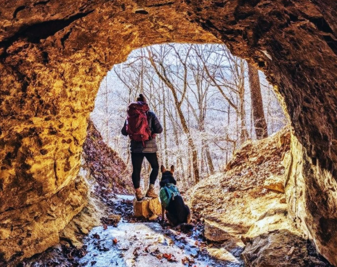 The Best Places to Hike in Indiana During the Winter -Hoosier National Park 